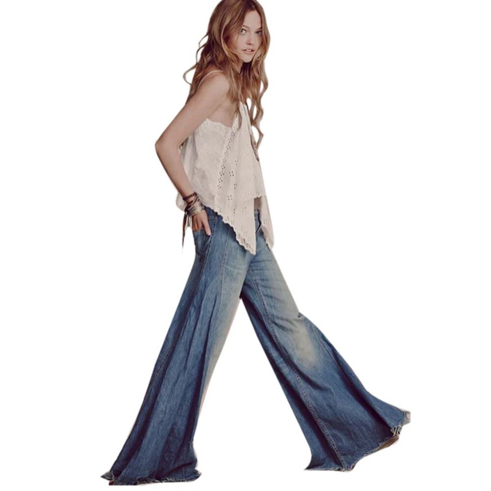 Free People Extreme Vintage Flare Jeans in Easy Rider Wash Fringe Raw Hem NWT 31
